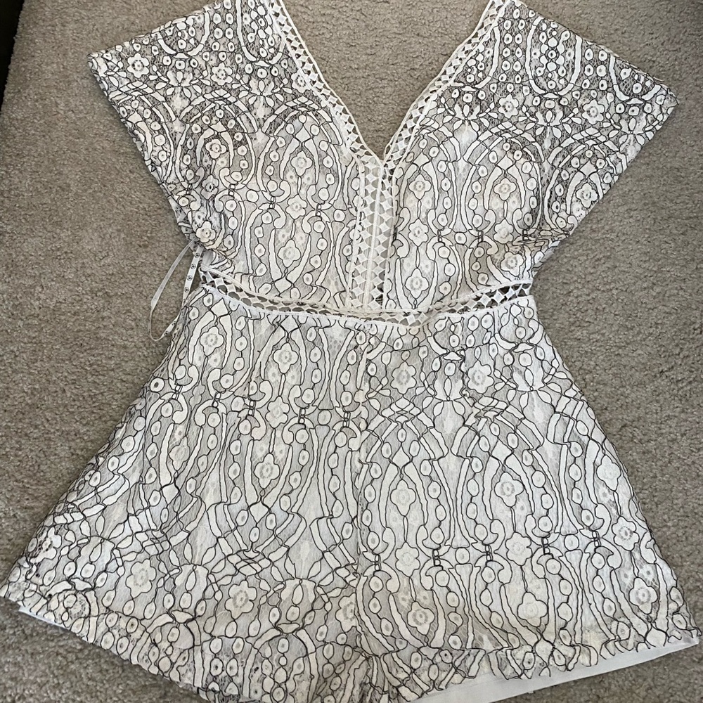Revolve, White Lace Romper, Size small